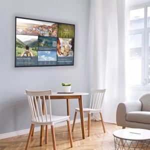 Digital Signage: Der Infokanal als Hotel-TV im Zimmer einer Unterkunft
