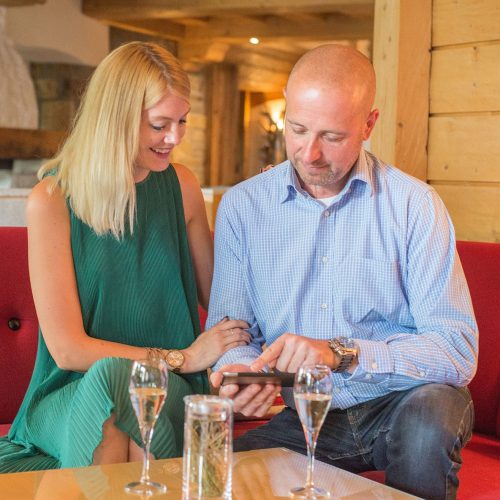 Digitale-Gaestebetreuung-Hotel-Jungbrunn-Gastfreund-GmbH Digitale-Gaestebetreuung-Hotel-Jungbrunn-Gastfreund-GmbH
