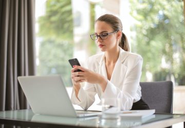 Top Apps für Gastgeber-Gastfreund-GmbH-Pexels-andrea-piacquadio- Top Apps für Gastgeber-Gastfreund-GmbH-Pexels-andrea-piacquadio-